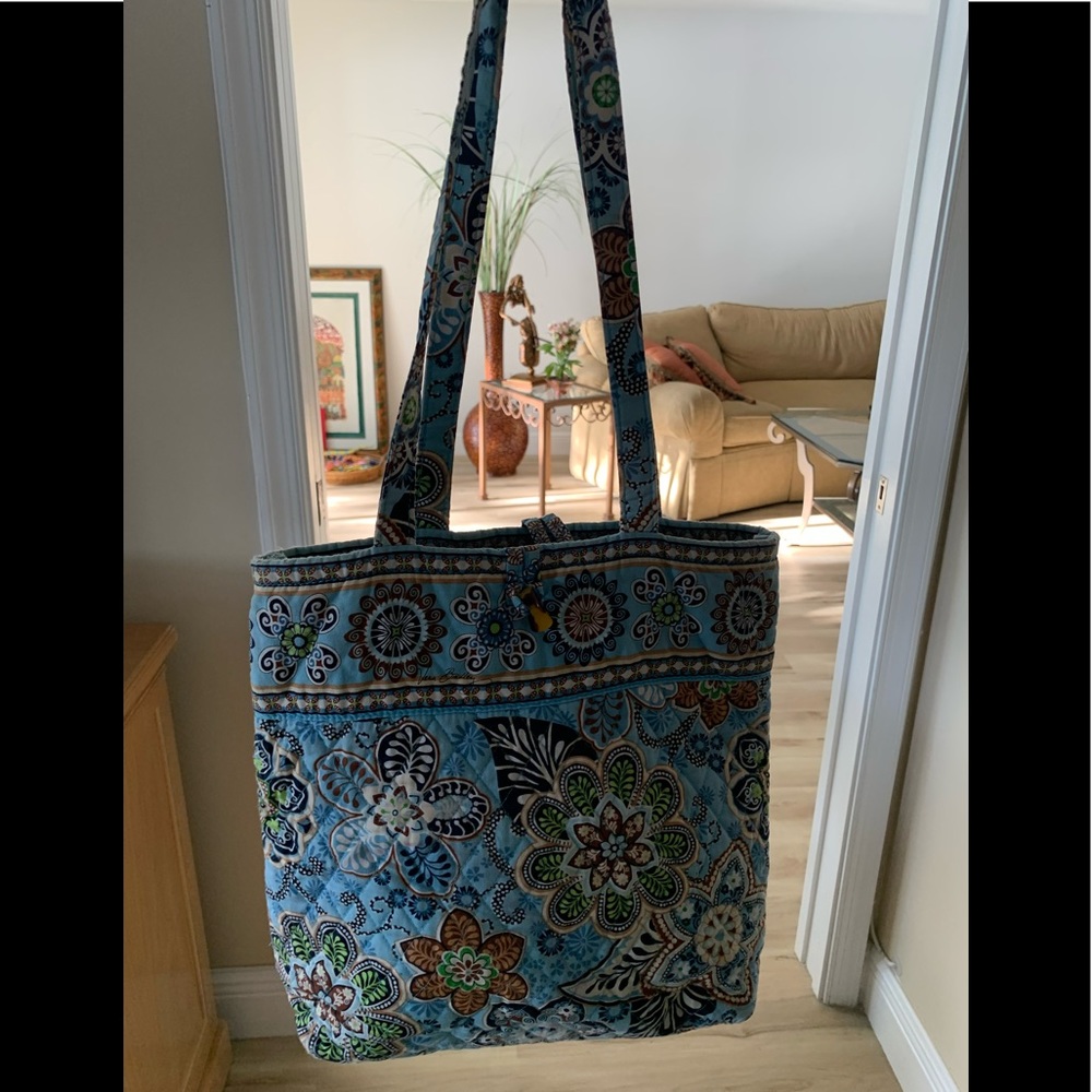 Vera Bradley Tote